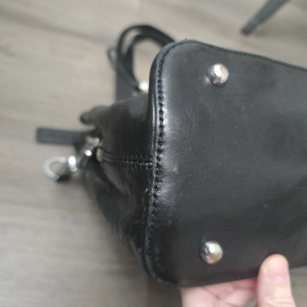 Wilsons Leather Roma Executive Tote Bag Purse Black Travel Quietly Luxury